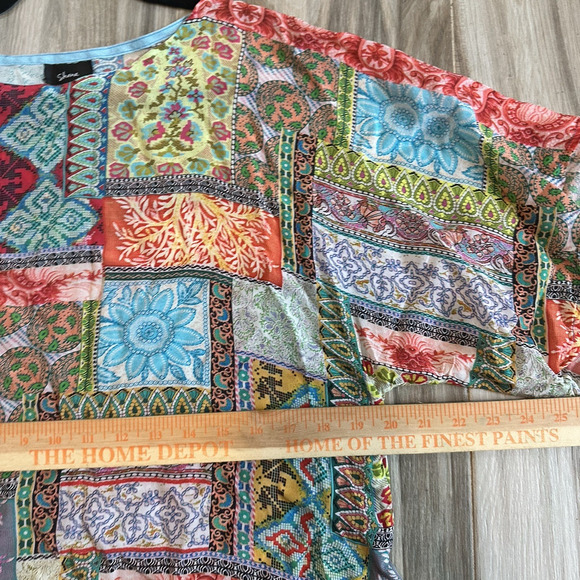 Shana Top Viscose Silk Lightweight Blouse M Short Sleeve Patchwork Art To Wear - Picture 9 of 9